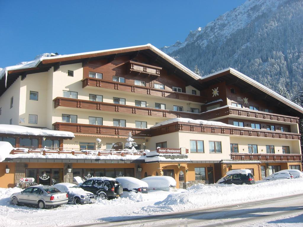 Alpenhotel Edelweiss マウラッハ エクステリア 写真