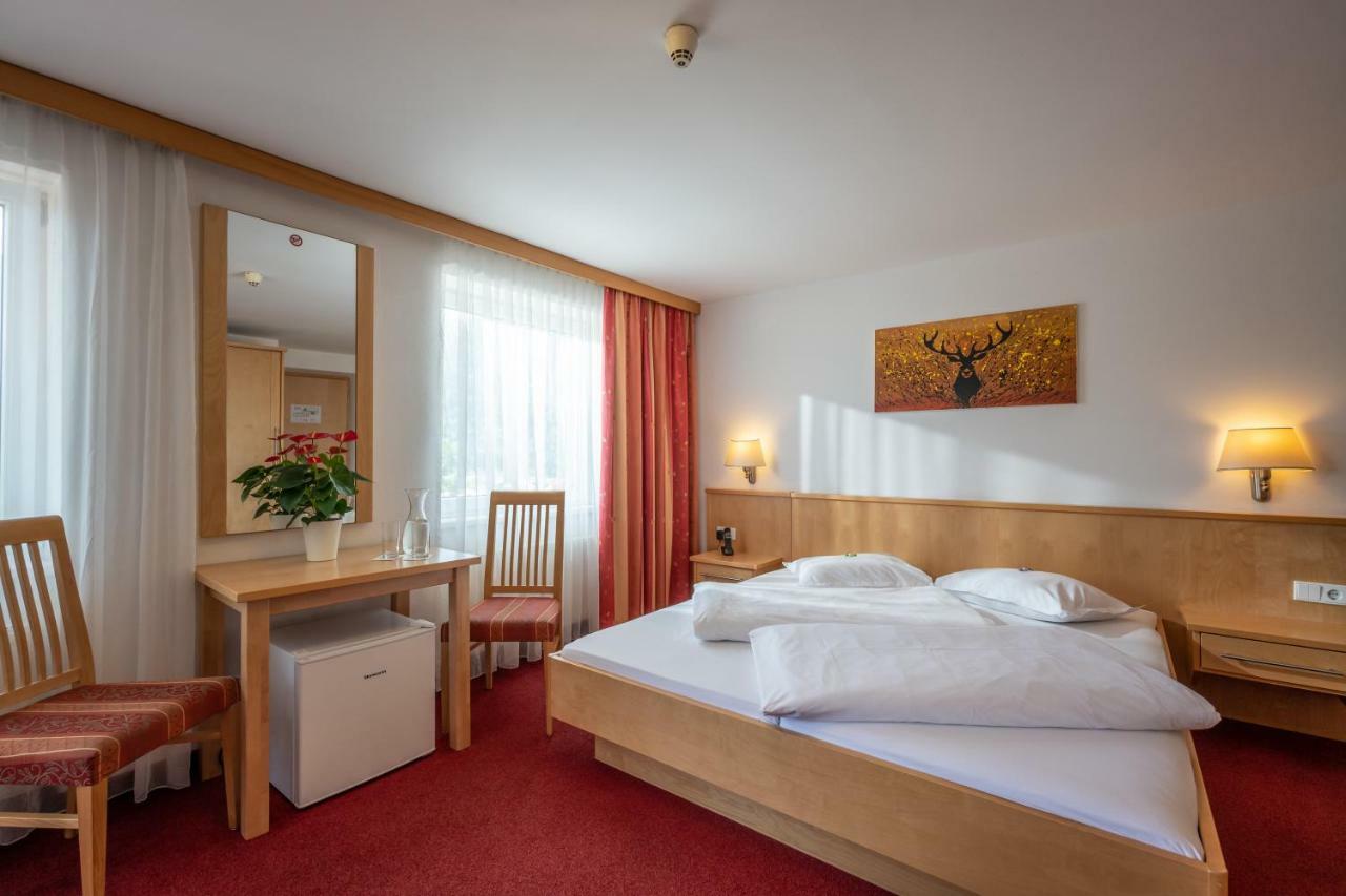 Alpenhotel Edelweiss マウラッハ エクステリア 写真